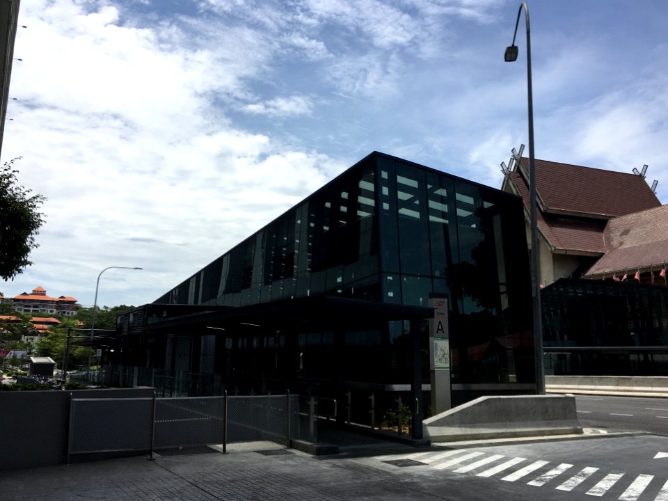 SBK Line Muzium Negara Entrance A 3