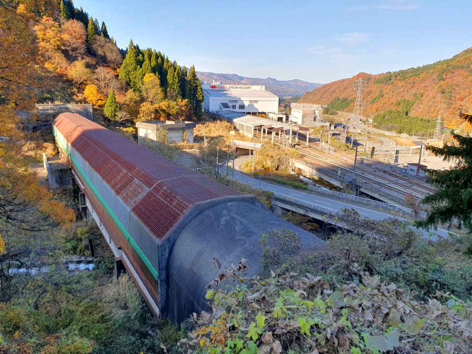 Shinkansen tunnel in Yuzawa 2
