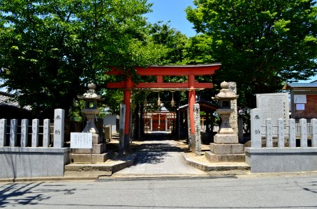 Shiki Agatanushi-jinja, torii-1