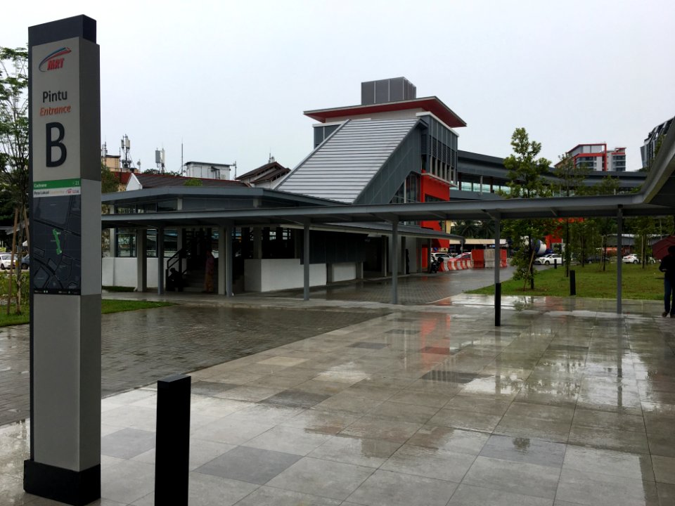 SBK Line Cochrane Station Linkway to Velocity 2
