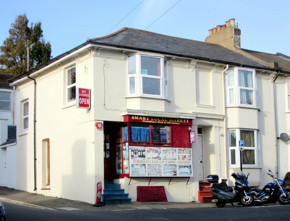 Shop at Park Crescent Road, Round Hill, Brighton (November 2015)