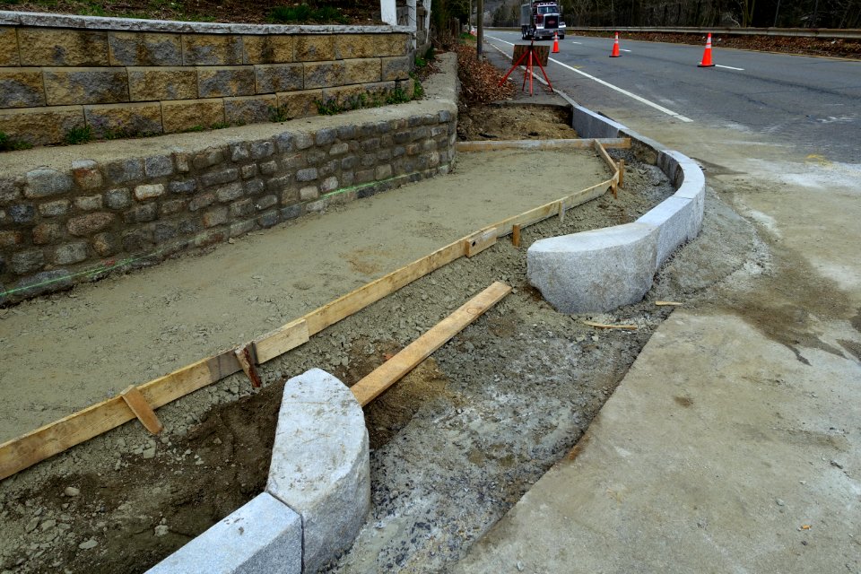 Sidewalk construction - Arlington, MA - DSC09946