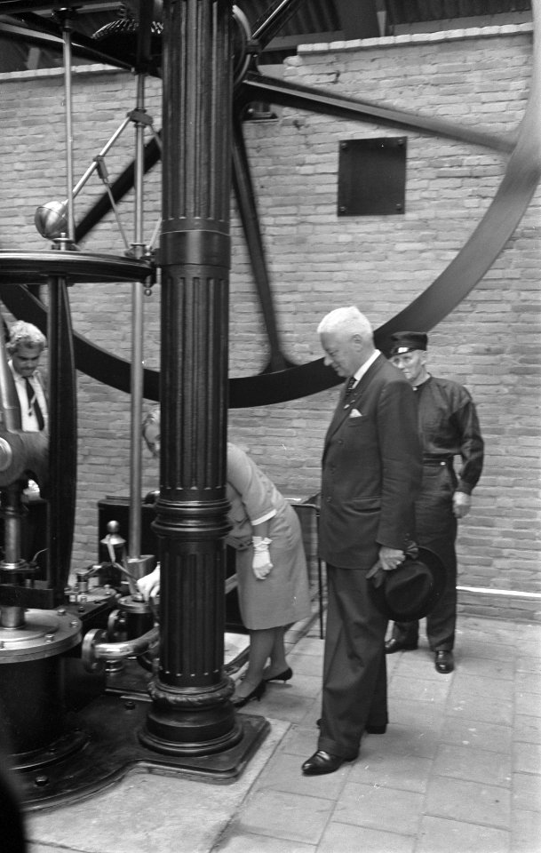 Tentoonstelling 3xA te Enschede, Bestanddeelnr 914-2260