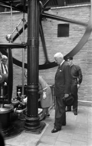 Tentoonstelling 3xA te Enschede, Bestanddeelnr 914-2260