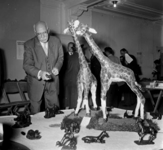 Tentoonstelling boetseerwerk Lagere School Gerzon Amsterdam, Bestanddeelnr 905-1593