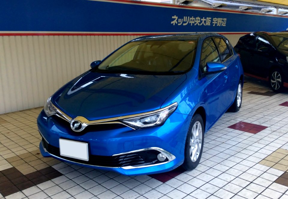 Toyota AURIS 150X"S Package" (E181H) front