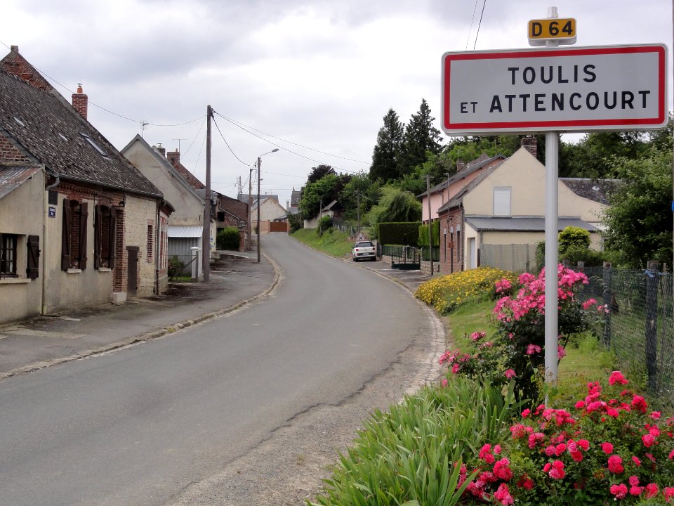 Toulis-et-Attencourt (Aisne) city limit sign