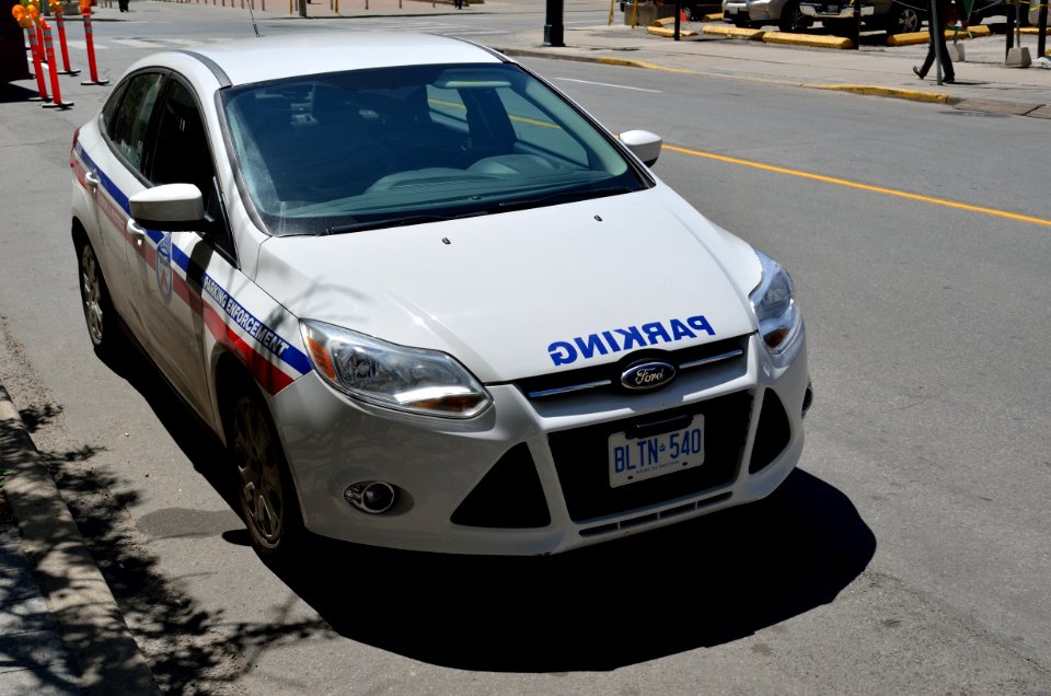 TorontoParkingAuthorityVehicle2