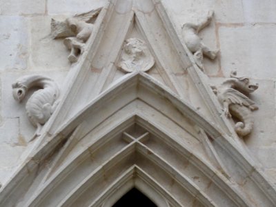 Toul (Meurthe-et-M.) Cloître de la collégiale Saint-Gengoult, détail (04)