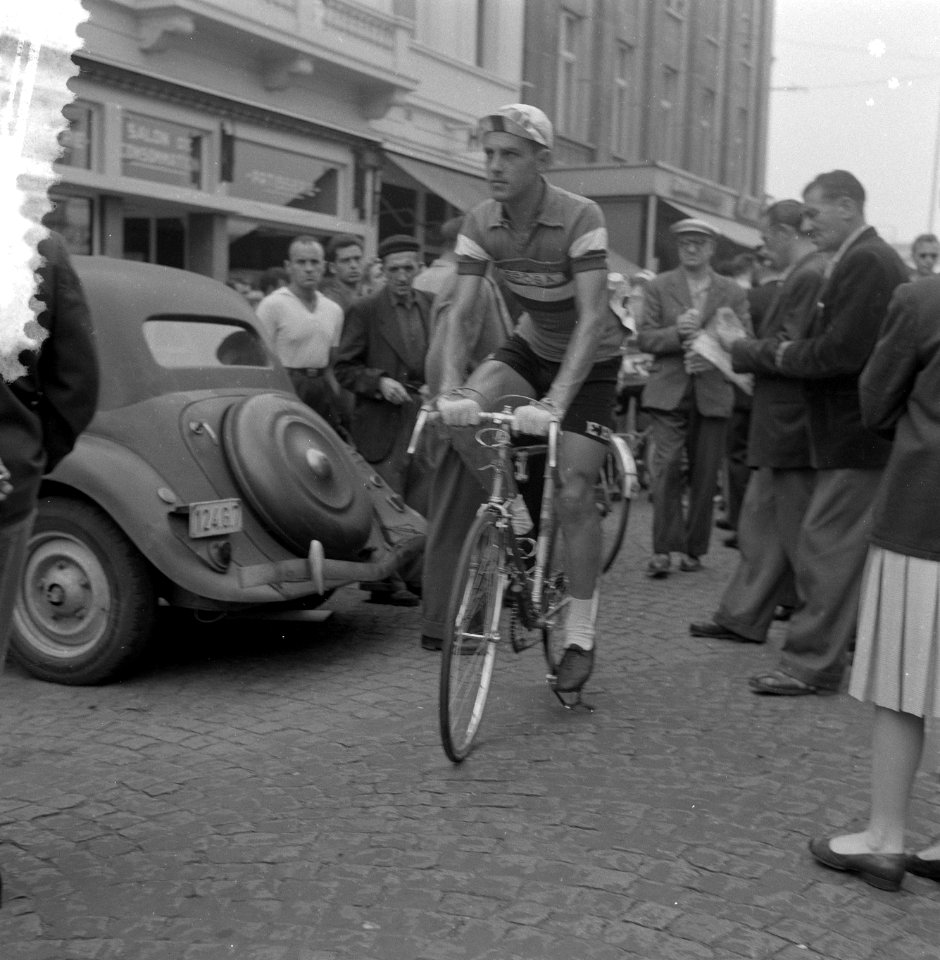 Tour de France , in Charleroi, de Nederlandse ploeg. Daan de Groot, Bestanddeelnr 908-7402