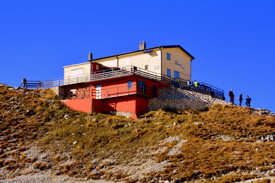 Fraccaroli carega hiking