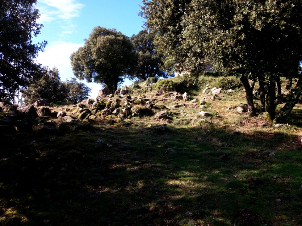 Tour de Brison - Pierres
