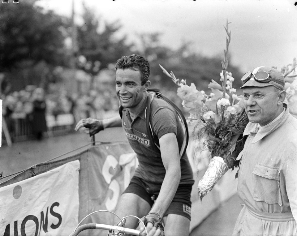 Tour de France, de winnaar van de 2e etappe (Reims-Luik), Adolfo Leoni (Italië), Bestanddeelnr 904-0740