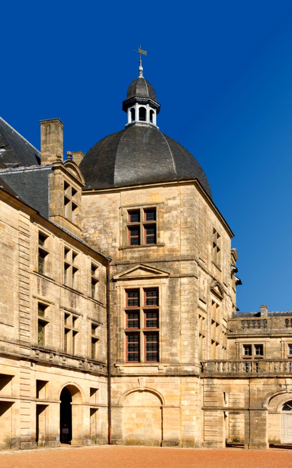 Tour Château de Hautefort 15