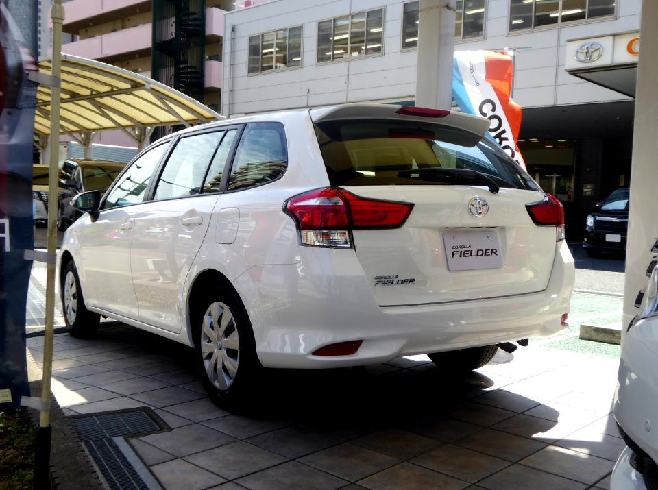 Toyota COROLLA FIELDER 1.5X (E161G) rear