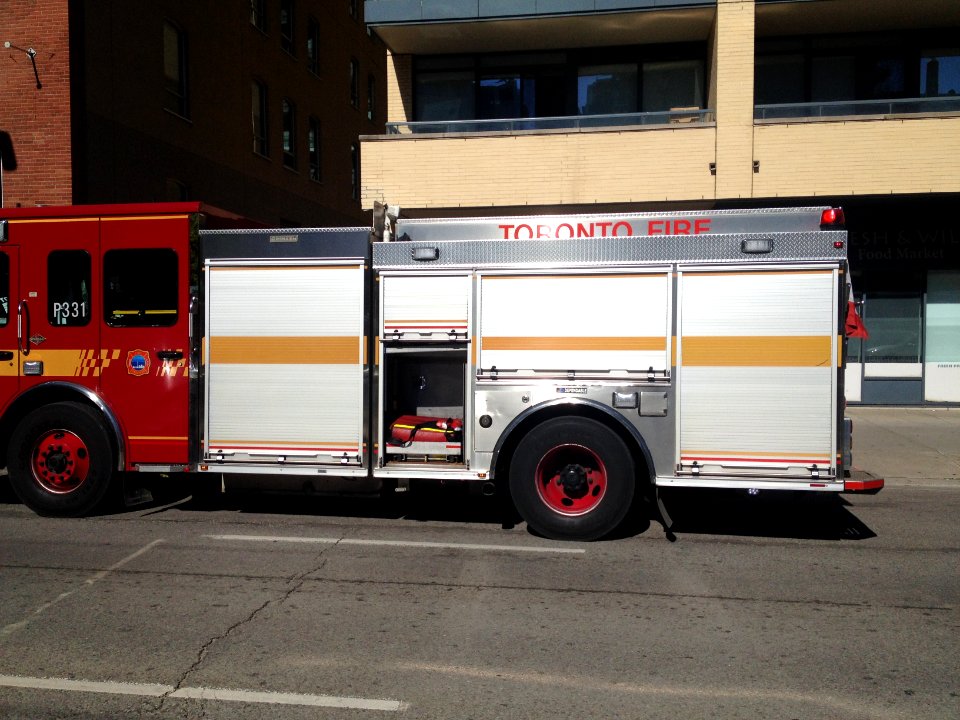 Toronto FireTruck S332