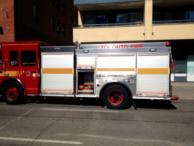Toronto FireTruck S332 photo