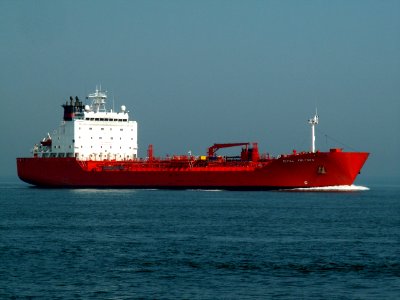 Torill Knutsen - IMO 8806682 - Callsign LAHJ4 , approaching Port of Rotterdam, Holland 04-May-2006