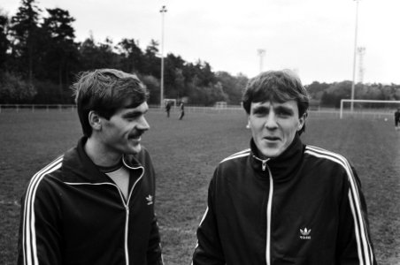 Twee debutanten Jan Wouters (l) en René Hofman (r), Bestanddeelnr 932-3943