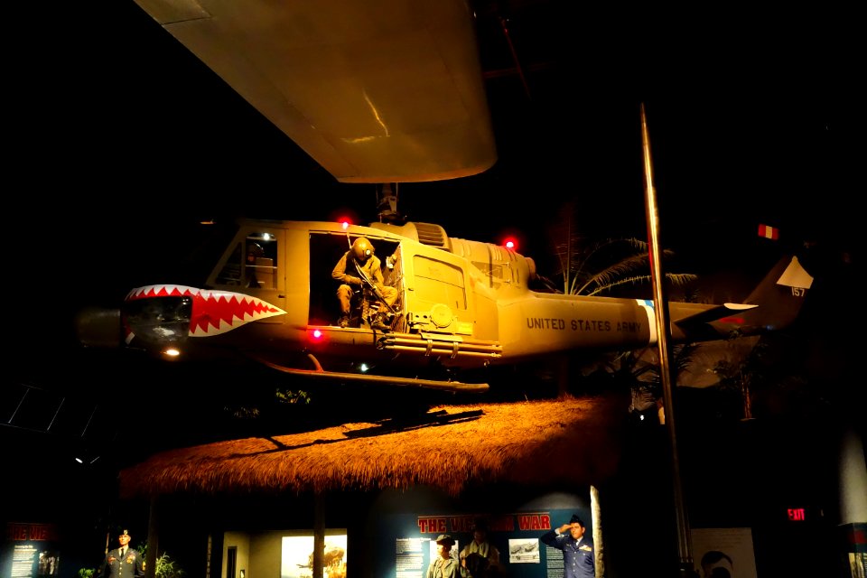 UH-1 Huey helicopter (Vietnam War) - Wisconsin Veterans Museum - DSC03070