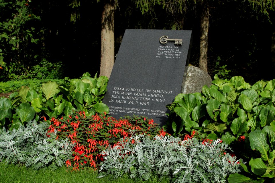 Tyrnävä Old Cemetery Memorial 20140823