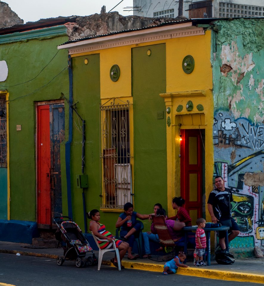 Typical street in Maracaibo center