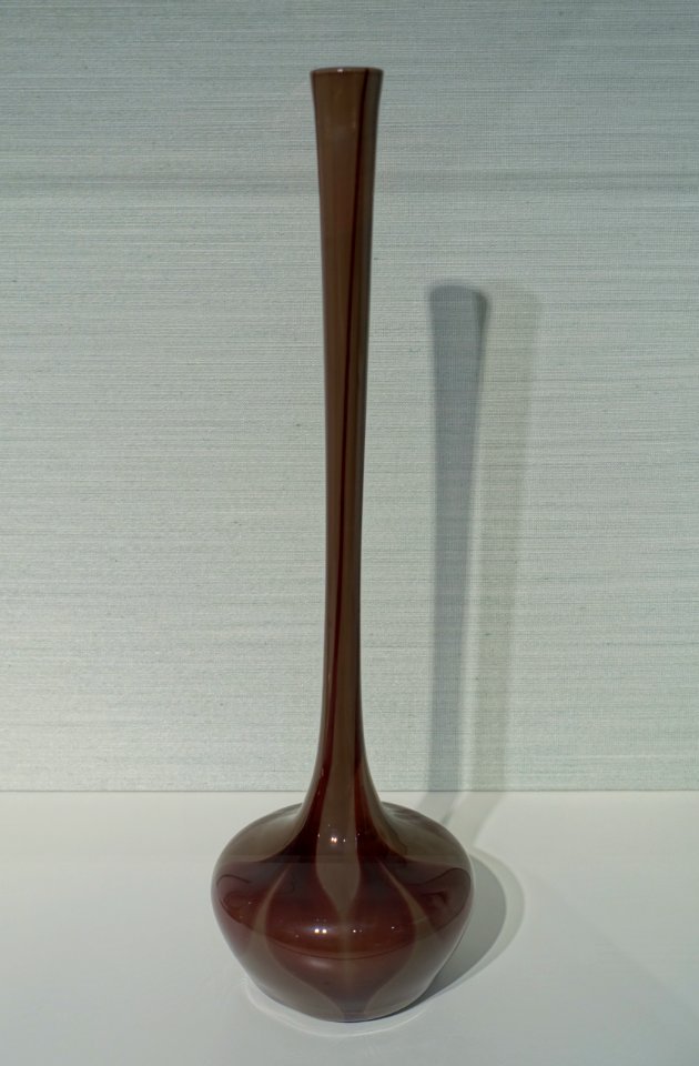 Two vases by Firma Val St. Lambert, Luttich, 1909-1914, glass, 2 of 2 - Hessisches Landesmuseum Darmstadt - Darmstadt, Germany - DSC00718