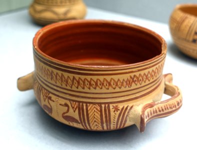 Two-handled bowl, Attic, Late Geometric period, 750-735 BC, H 5172 - Martin von Wagner Museum - Würzburg, Germany - DSC05673