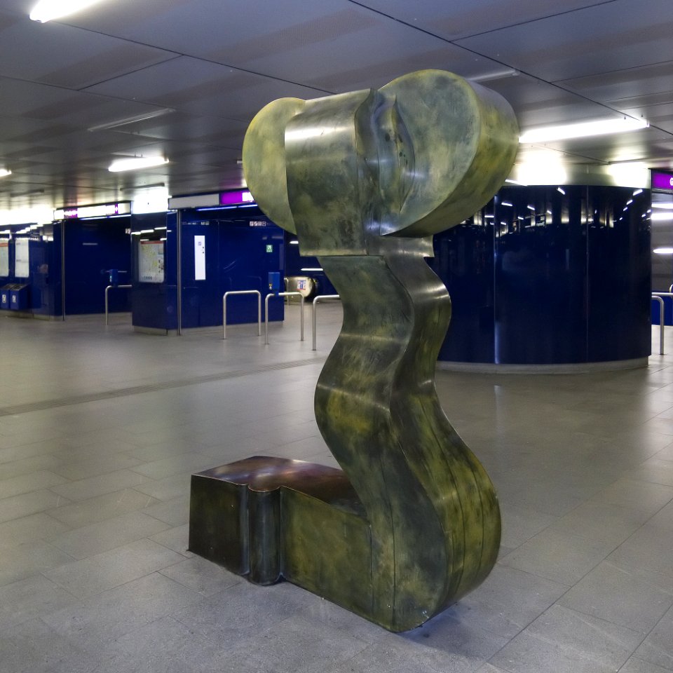 U2 Museumsquartier Kunst Plastik 2 Lebenskeim