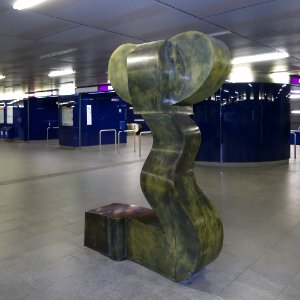 U2 Museumsquartier Kunst Plastik 2 Lebenskeim