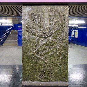 U2 Museumsquartier Kunst Relief 1 Der Jubilierende