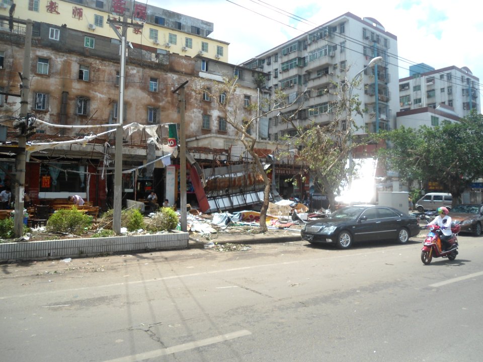 Typhoon Rammasun (2014) in Haikou - 01