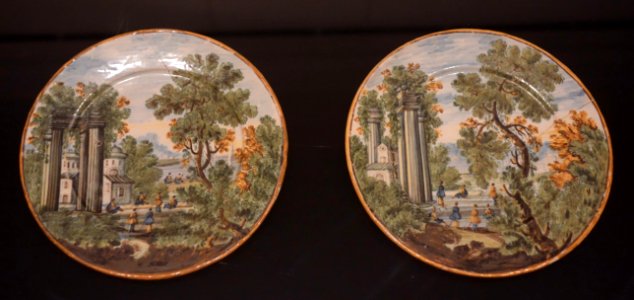Two Saucers with Ruins of Castles, middle of the 18th century, maiolica from Castelli d'Abruzzo - Accademia Ligustica di Belle Arti - DSC02173