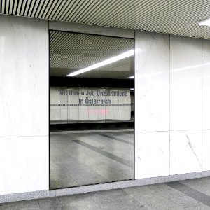 U1 Karlsplatz Kunst Factoid 09 Unzufriedene