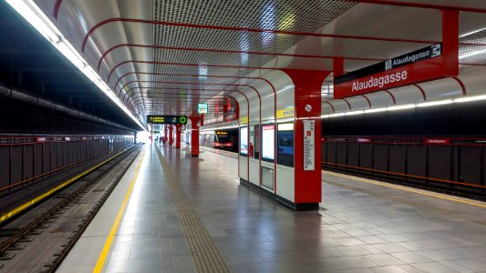 U1 Alaudagasse BS FR Leopoldau a