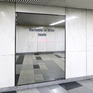 U1 Karlsplatz Kunst Factoid 14 Verliebte