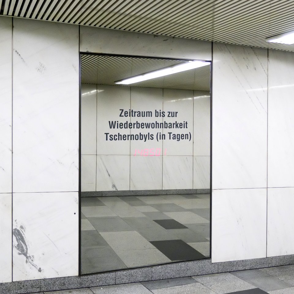 U1 Karlsplatz Kunst Factoid 03 Tschernobyl