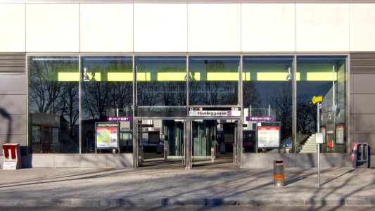 U2 Hardegggasse AG süd Hardegggasse 01