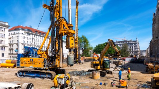U5.11 Rathaus Baustelle a