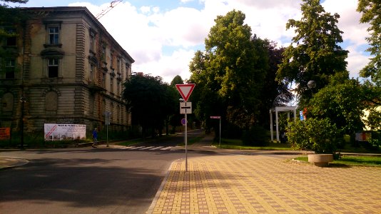 U knihovny 28 cervna 2015 D