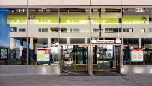 U2 Hardegggasse AG nord Langobardenstraße 01