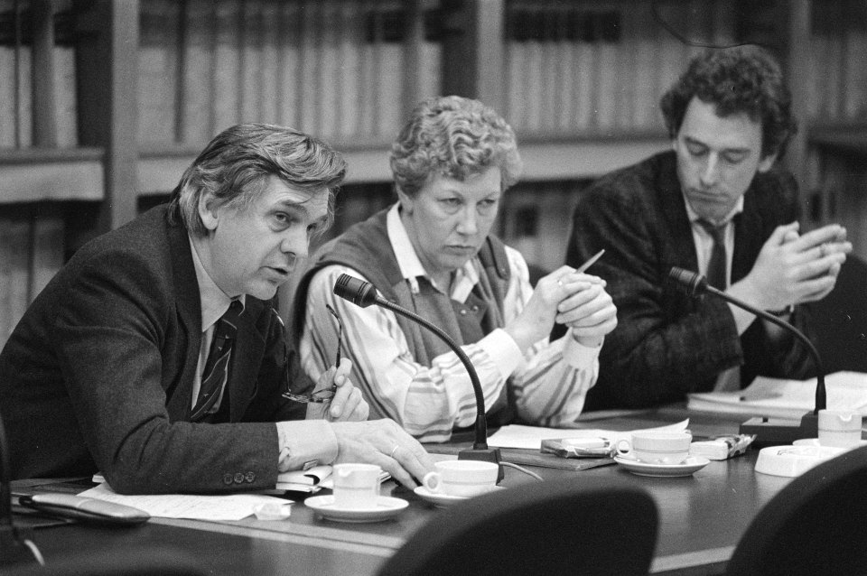 Tweede Kamer, hoorzitting commissies SoZa en WVC over BBK-beleid dir. Sociale D, Bestanddeelnr 933-2252