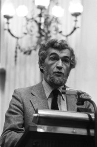 Tweede Kamer , begroting BZ Jaap van de Doef (15, 16), Arie de Graaf (17, 18), Bestanddeelnr 930-1134