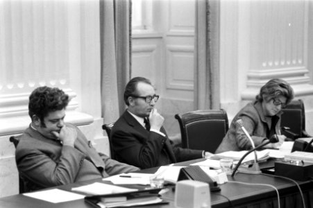 Tweede Kamer, vlnr Vonhoff, Engels, Veenendaal, Bestanddeelnr 925-1438