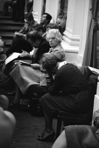 Tweede Kamer , algemene beschouwingen, Staatssecretaris Smit Kroes ziet het niet, Bestanddeelnr 931-0665