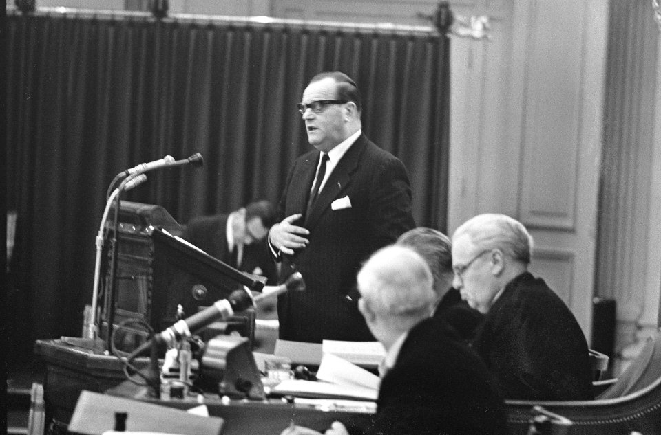 Tweede Kamer , begroting Buitenlandse Zaken , de heer Blaisse aan het woord, Bestanddeelnr 917-3976