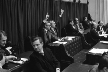 Tweede Kamer , begroting Buitenlandse Zaken en brief m.b.t. de Eurotop in Athene, Bestanddeelnr 932-8078