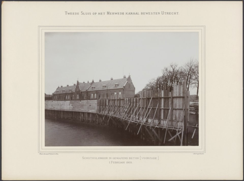 Tweede sluis op het Merwedekanaal bewesten Utrecht. Schutkolkmuur in gewapend be, Bestanddeelnr 362