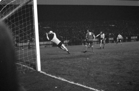 Tweede PSV-doelpunt van René van der Kerkhoff, Bestanddeelnr 926-9185