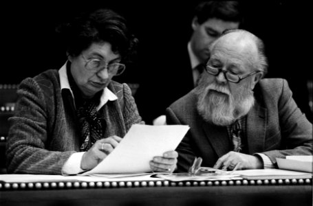 Tweede Kamer. Begroting Onderwijs en Volkshuisvesting. Ginjaar-Maas en M.J. Koni, Bestanddeelnr 932-0334